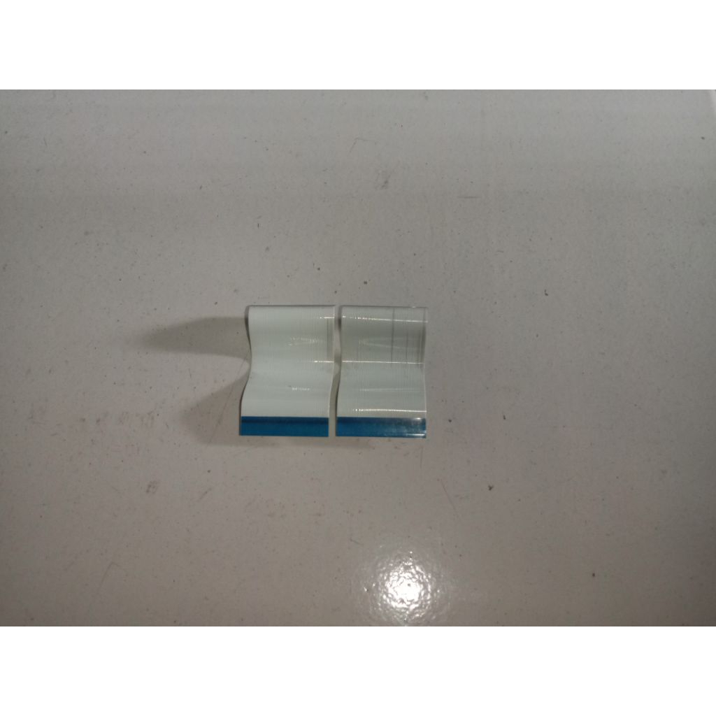 kabel tcon tv Samsung LA32R81B satu pasang