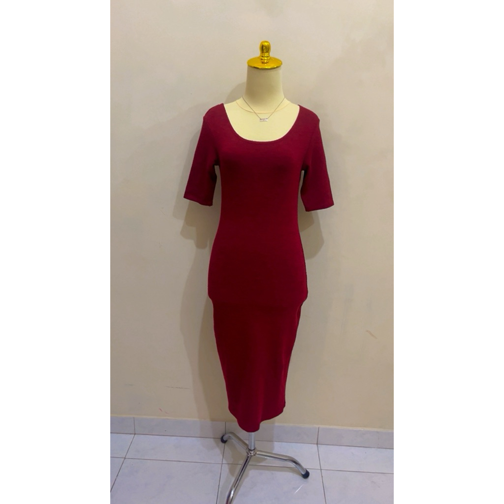 Pl Dress rajut maroon