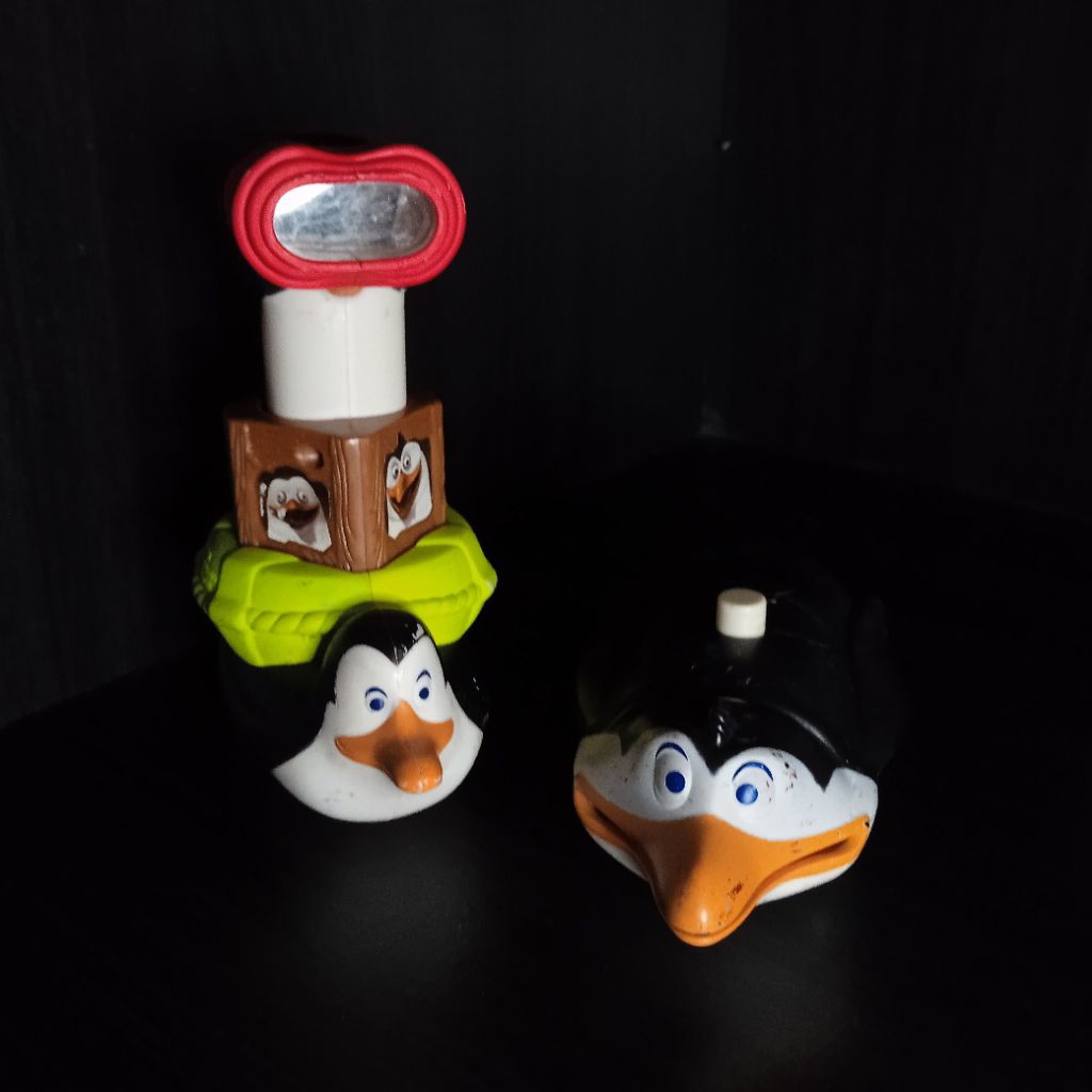 Preloved Pinguin Madagascar McDonald 2014