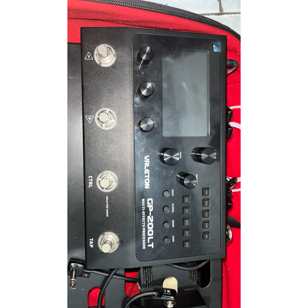 Valeton GP 200lt Second efek gitar multi effect