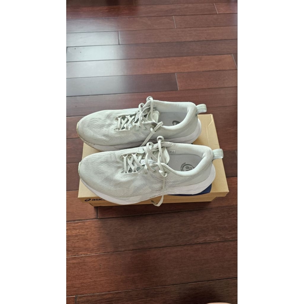 Second Asics Novablast 5 Grey Original