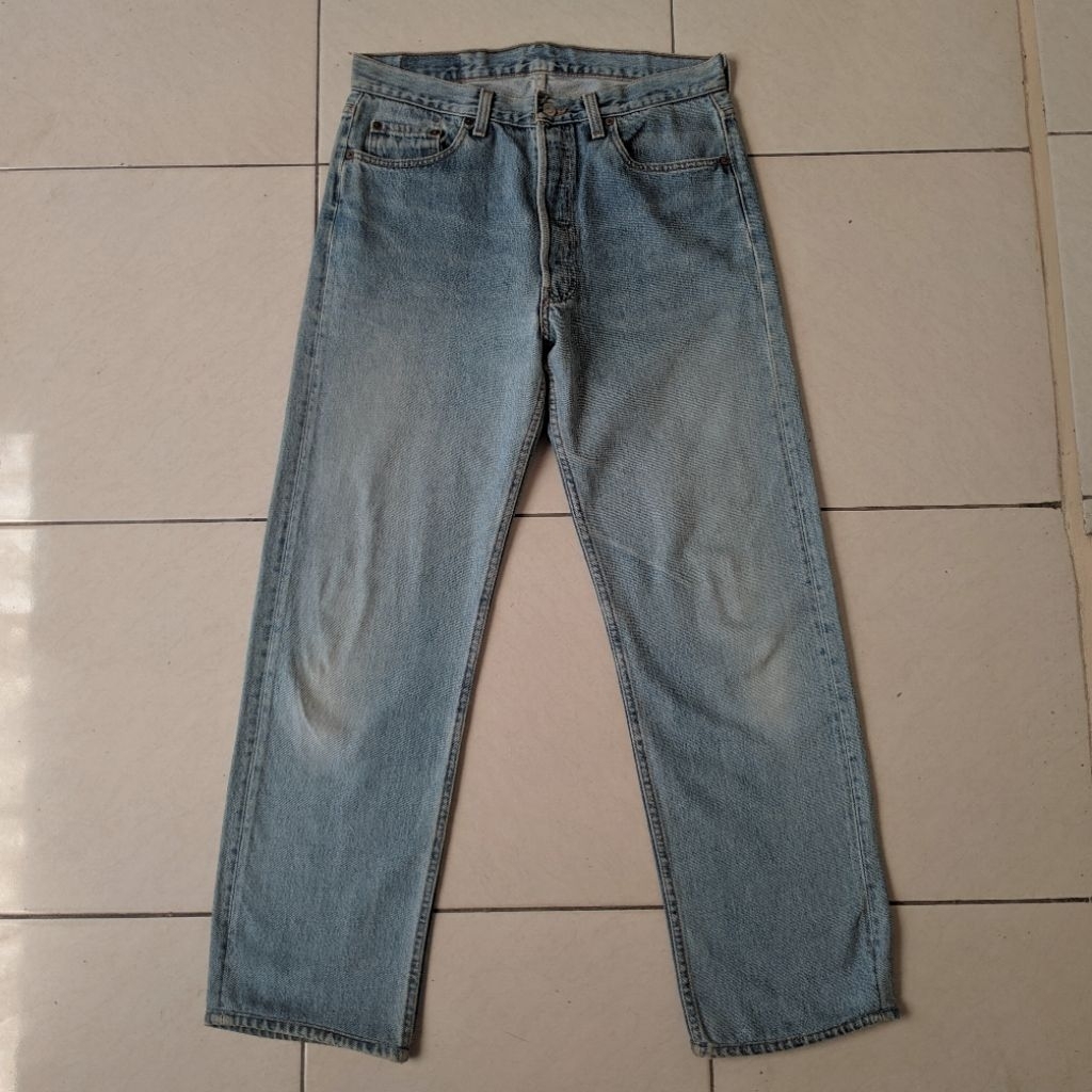 Vintage 90s Levis 501