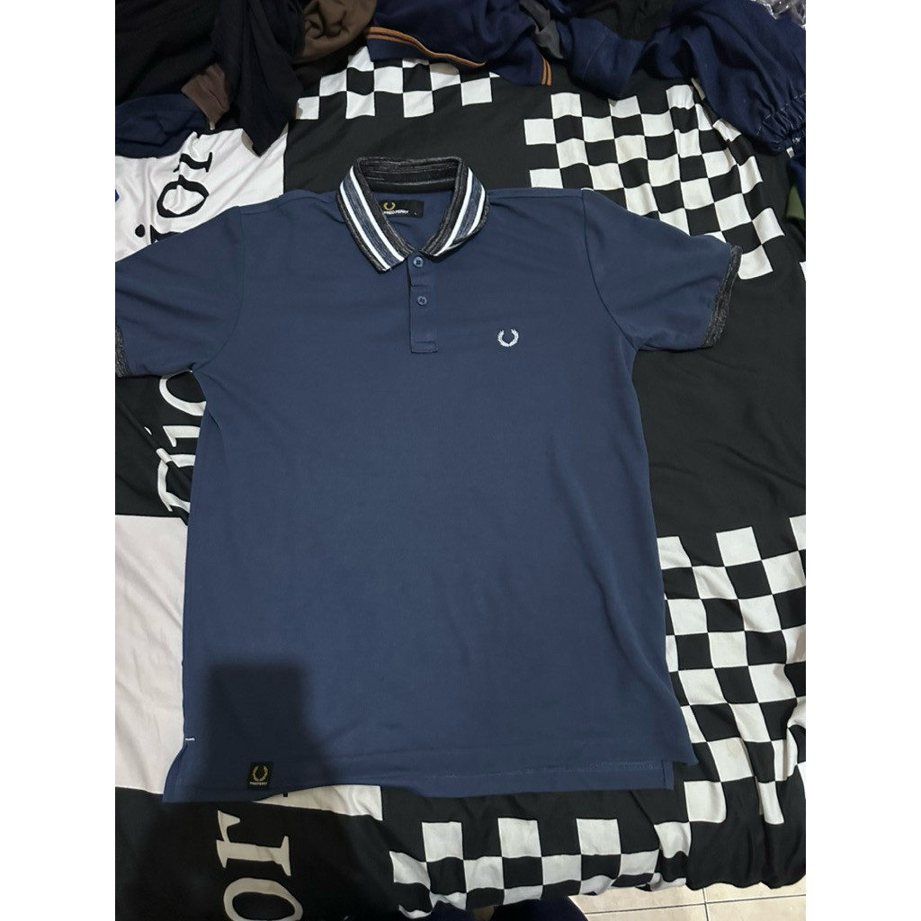 polo fred perry warna seperti di atas BEKAS