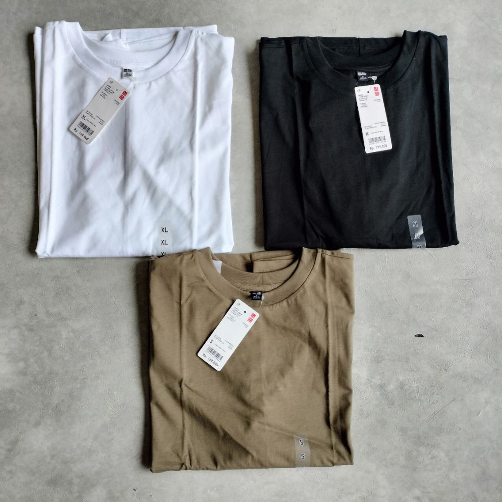 kaos oversize uniqlo