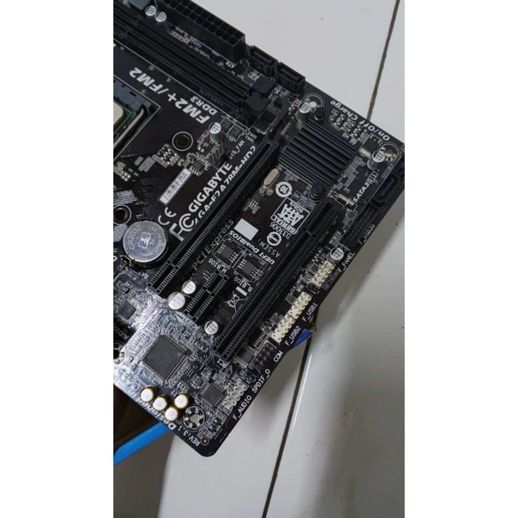 Motherboard A78+AMD A8-7600