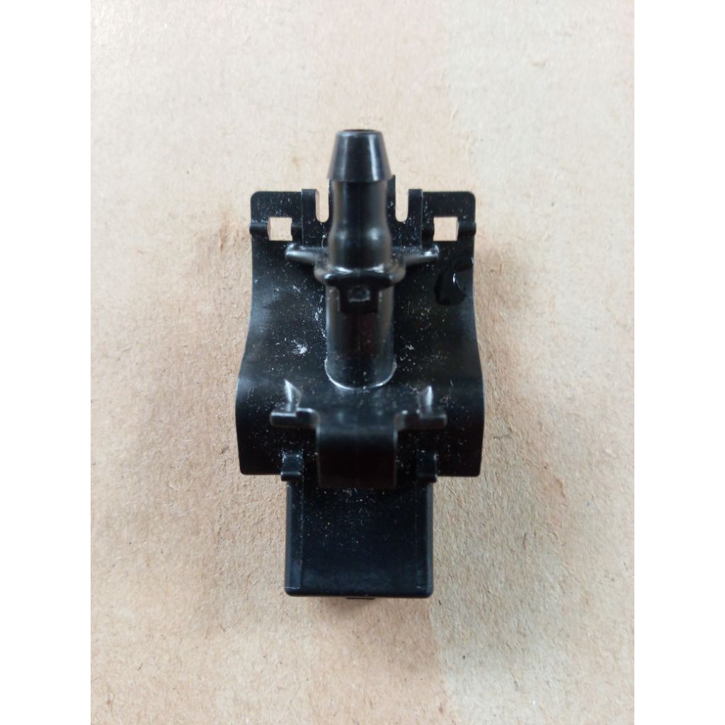 Nozel Air Wiper Semprotan Air Wiper Toyota Innova Riborn Altis New Yaris