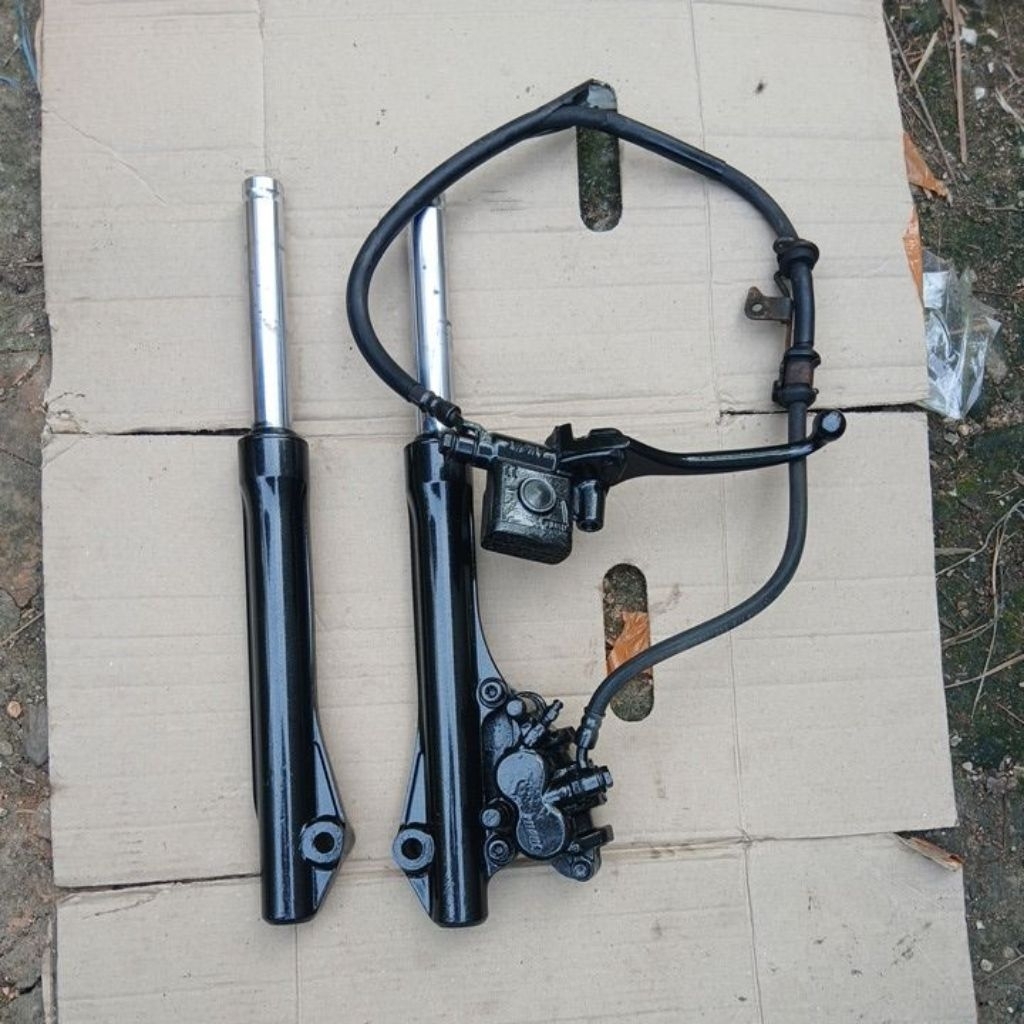 Sohck Depan Vario 110 karbu / Beat Karbu / Beat Fi / Scoopy Karbu / Original Copotan