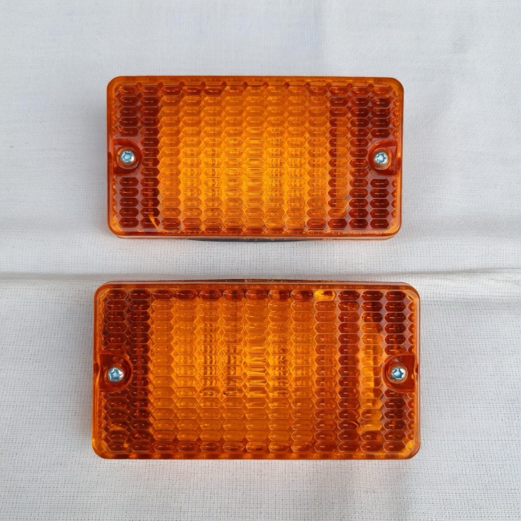 Lampu Bemper L300 Sein Samping Orange | Lampu Fender Mitsubishi L300 Reflektor Original Style