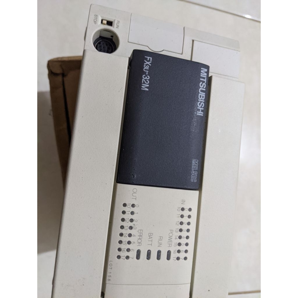 PLC Mitsubishi FX3U