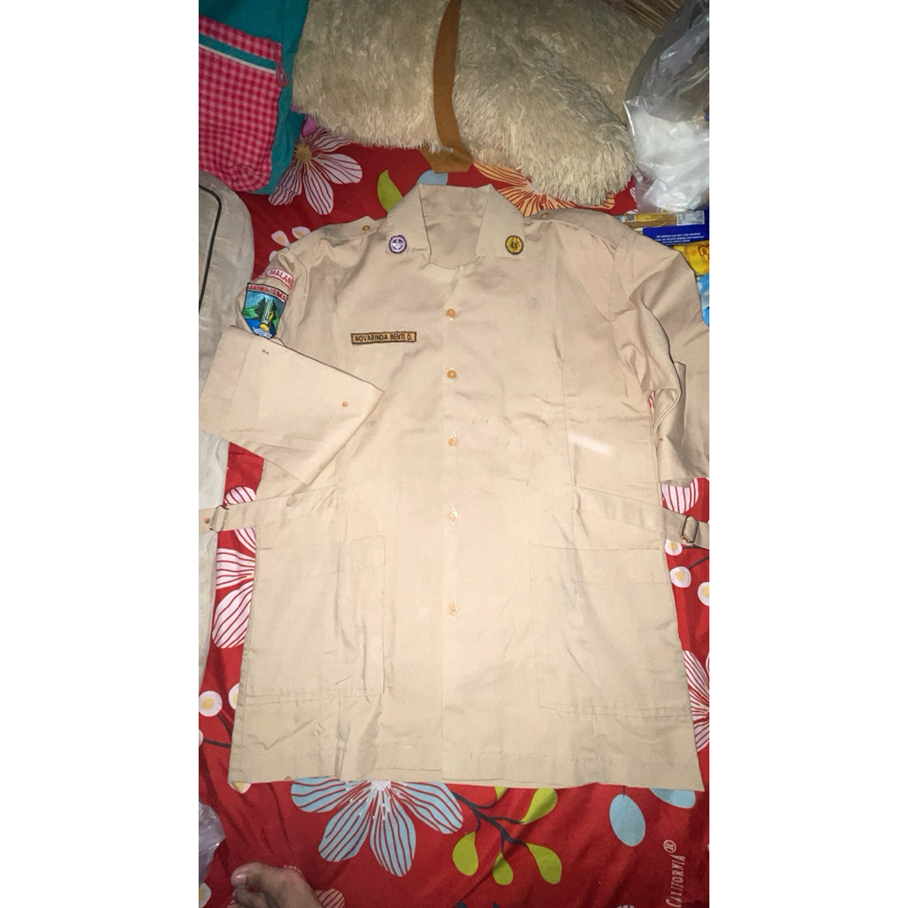 preloved atasan seragam pramuka sma