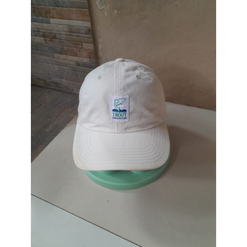 TOPI VINTAGE LOGO IKAN TROUT UNLIMITED