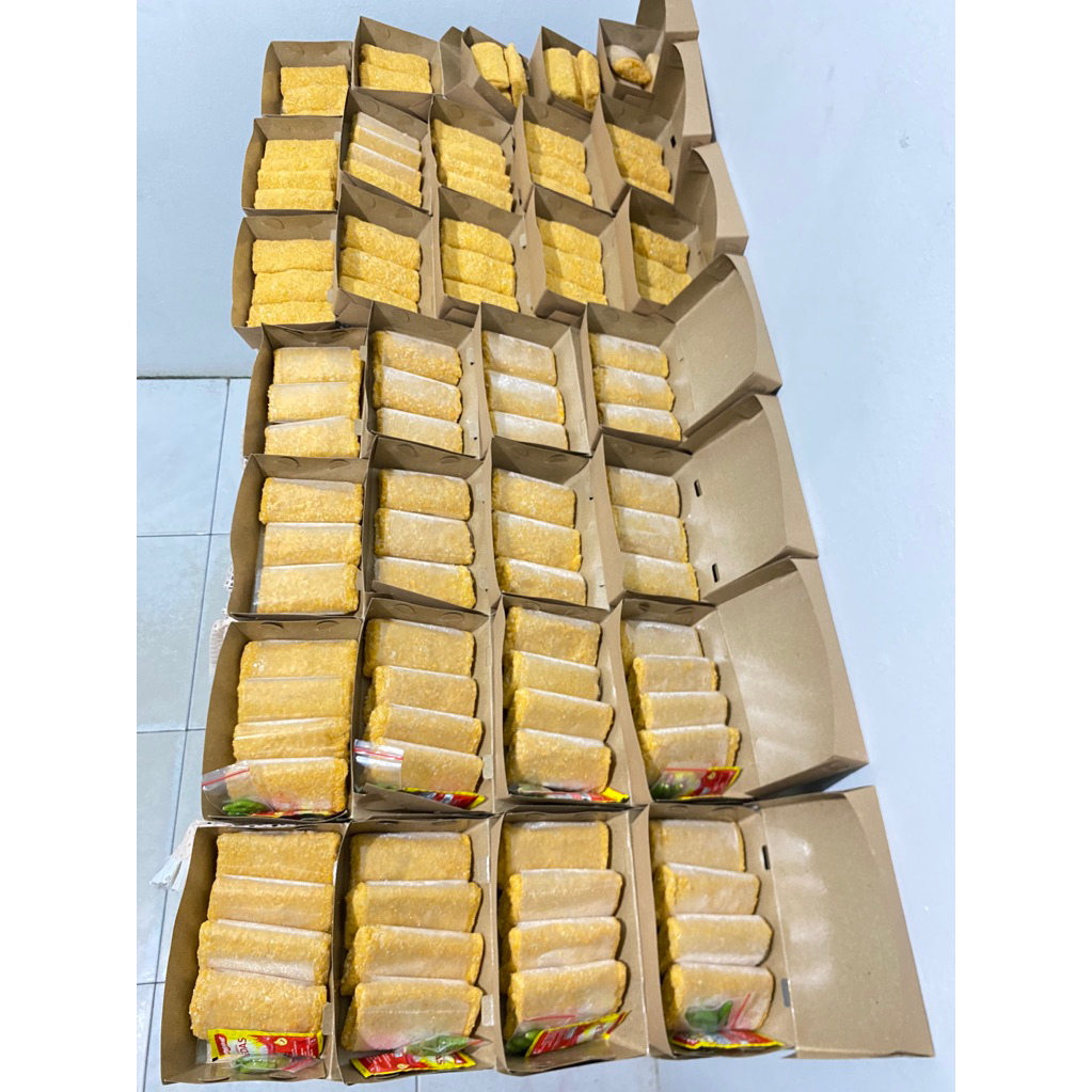 Risol ayam suwir pedas