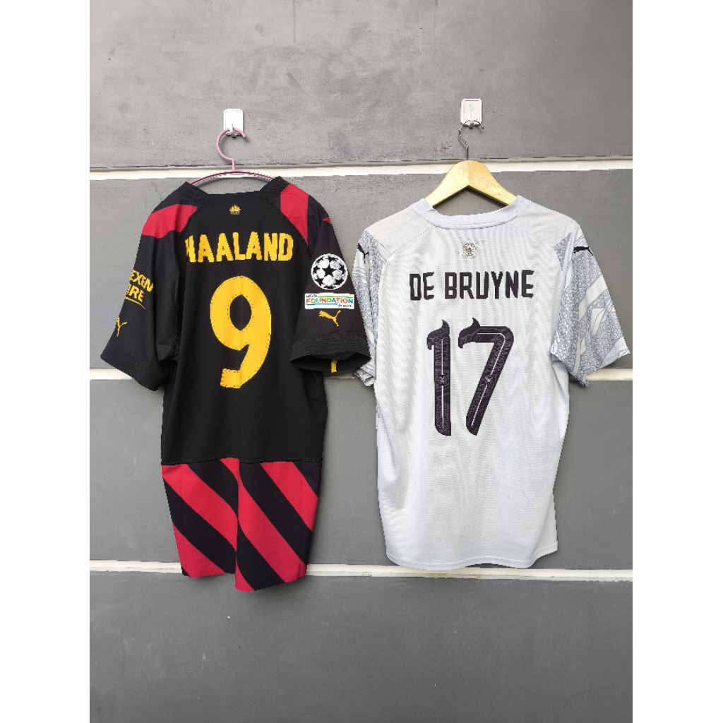 Jersey Manchester city Trebel player issue