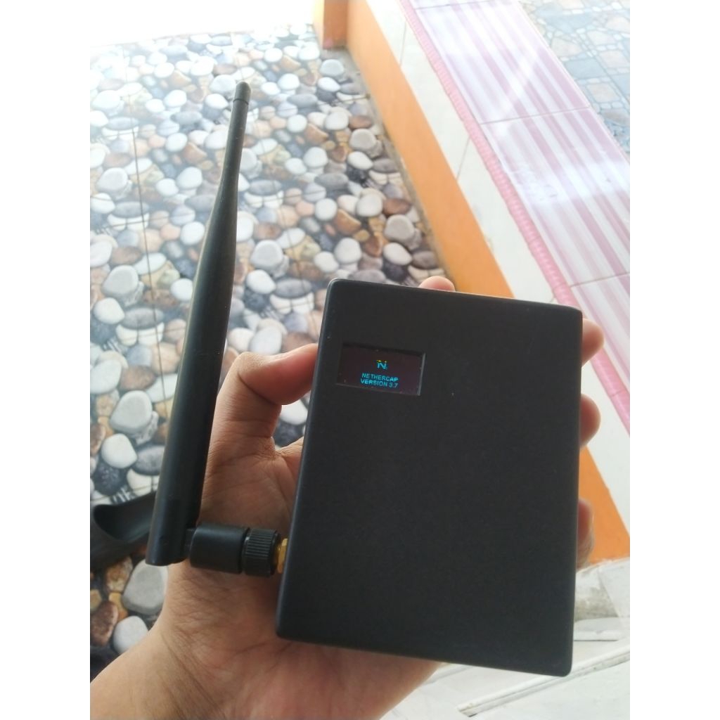 deauther versi 3.7 pro (berbayar)