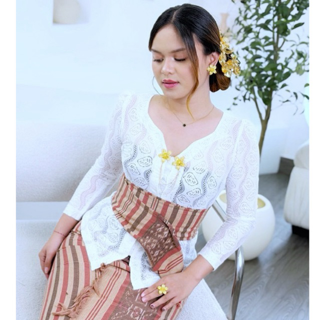 DONAKEBAYABALI | KEBAYA JADI BALI BROKAT LACE MODEL SABRINA
