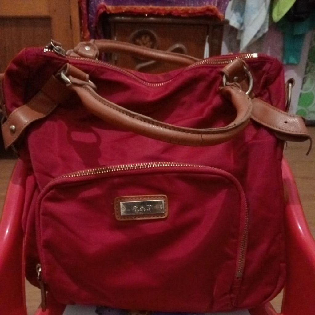 Tas Sling Wanita Monza