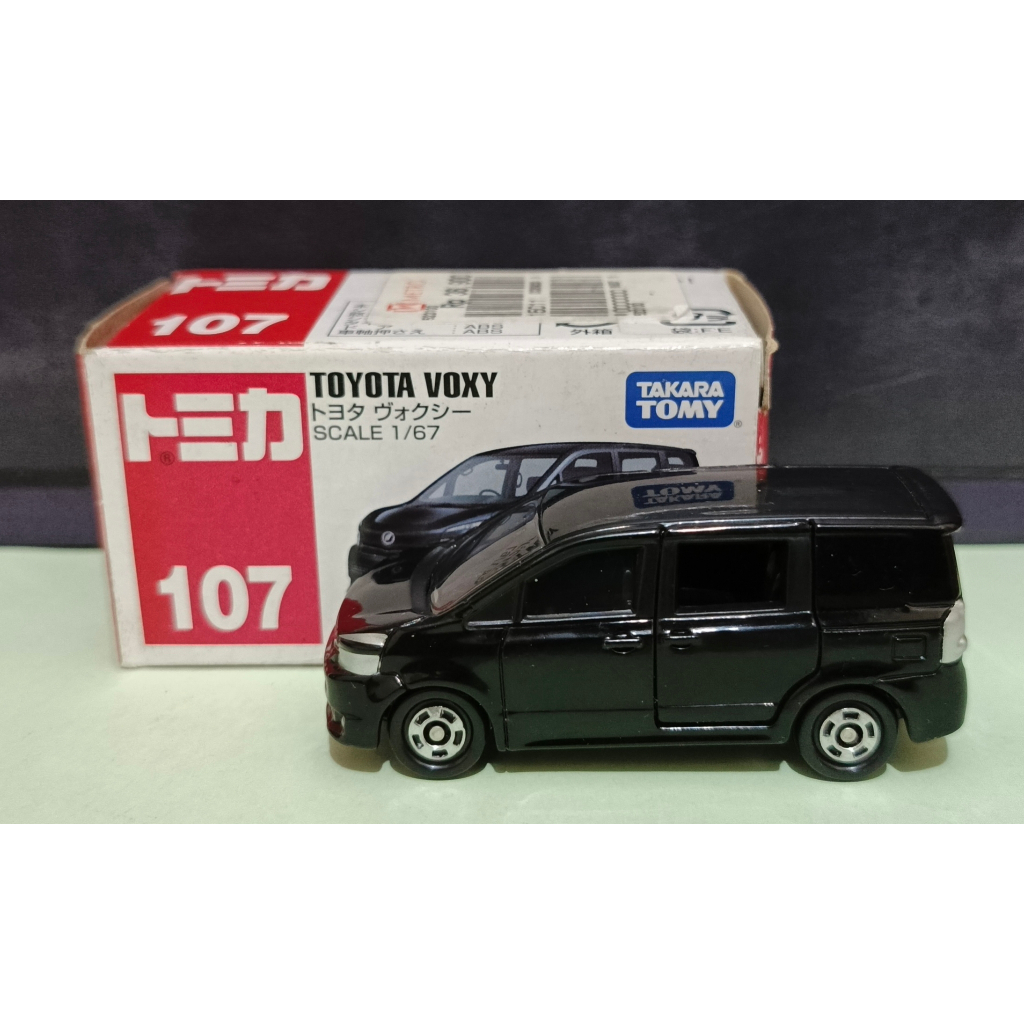 Diecast Tomica 107 TOYOTA VOXY