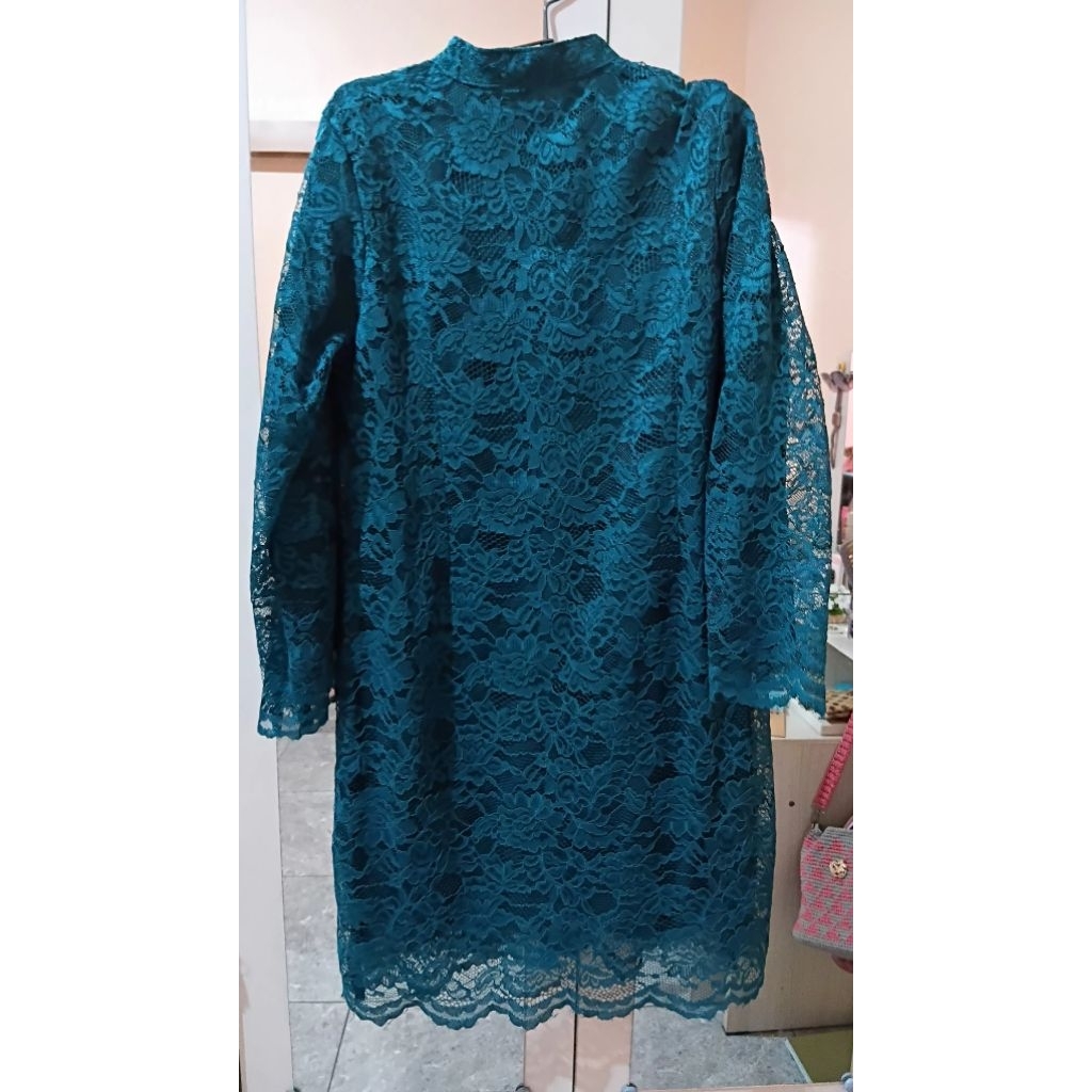 Kebaya Brukat Emerald Blue