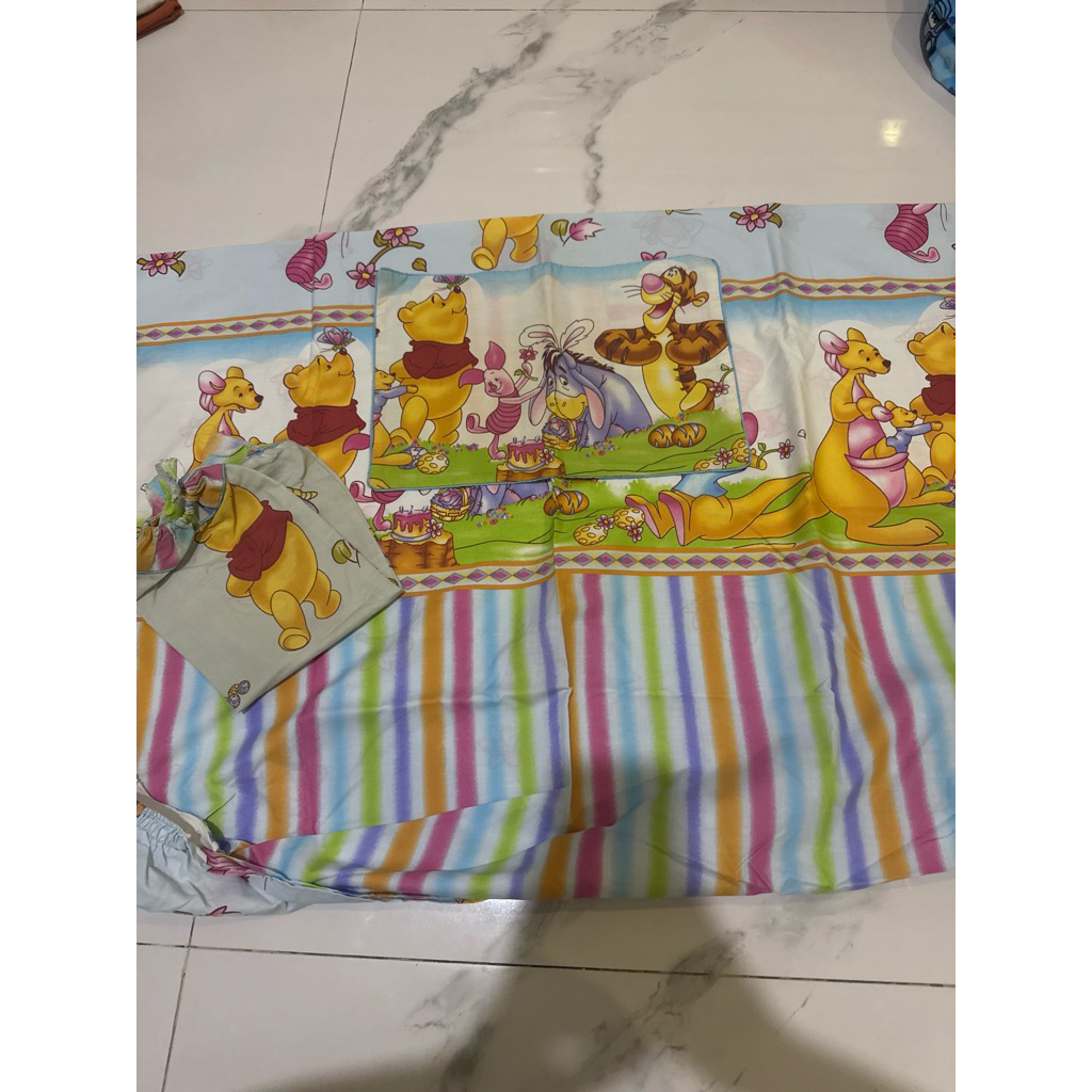seprei set kasur bayi