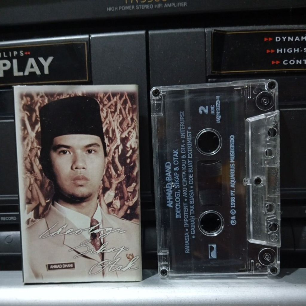 kaset Ahmad band iso