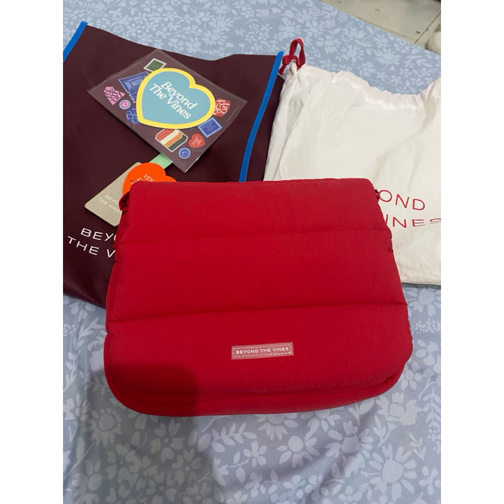 beyond the vines poofy bag preloved cherry red