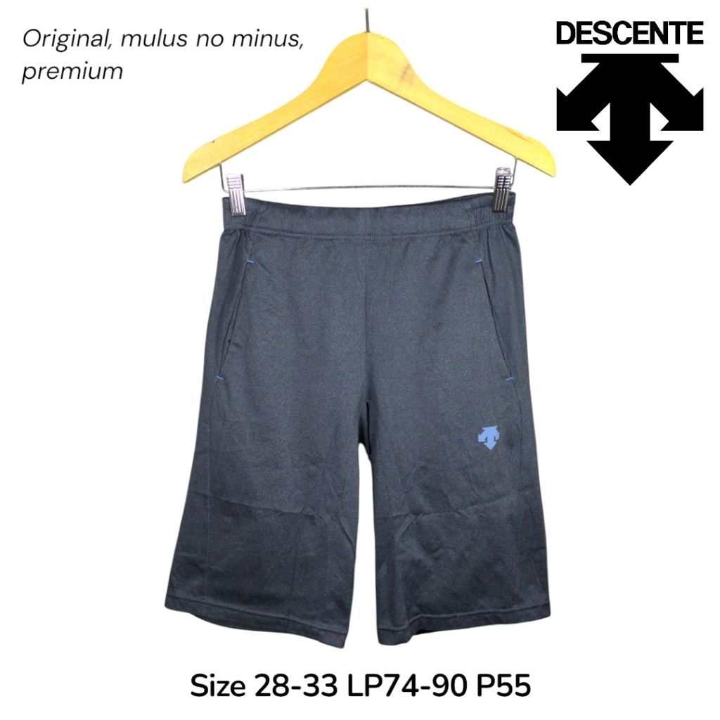 Descente Celana Pendek Olahraga Untuk Running Badminton Futsal Size 28 29 30 31 33
