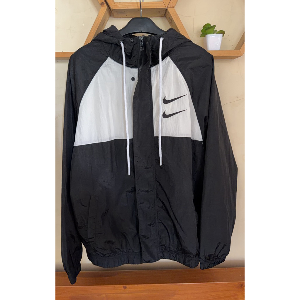 Hooded Windbreaker Nike Swoosh Internasional