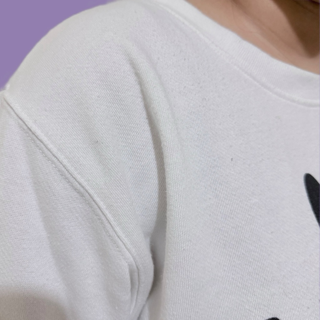 Atasan/ Sweater/ Crewneck Putih