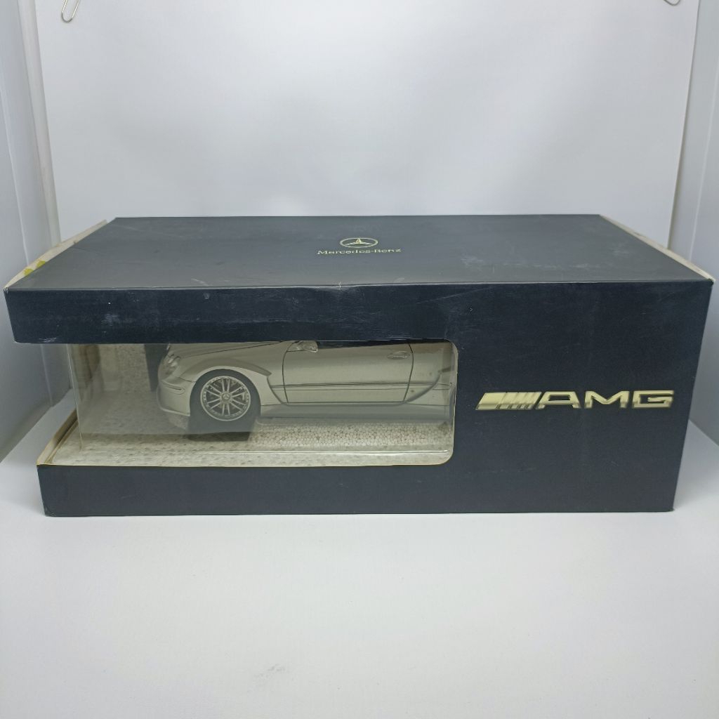 Kyosho Mercedes Benz CLK-DTM AMG Coupe 1:18 Original