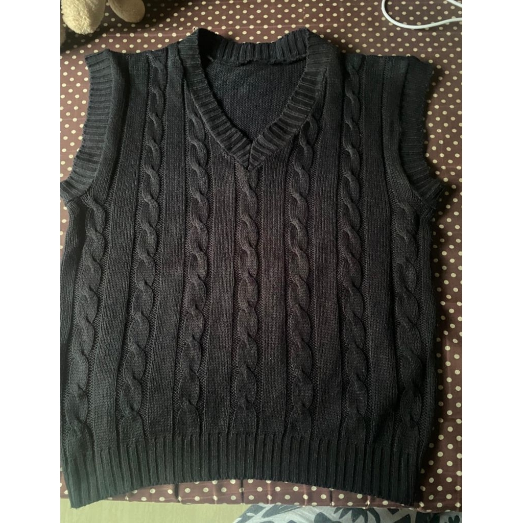 Preloved Vest Hitam