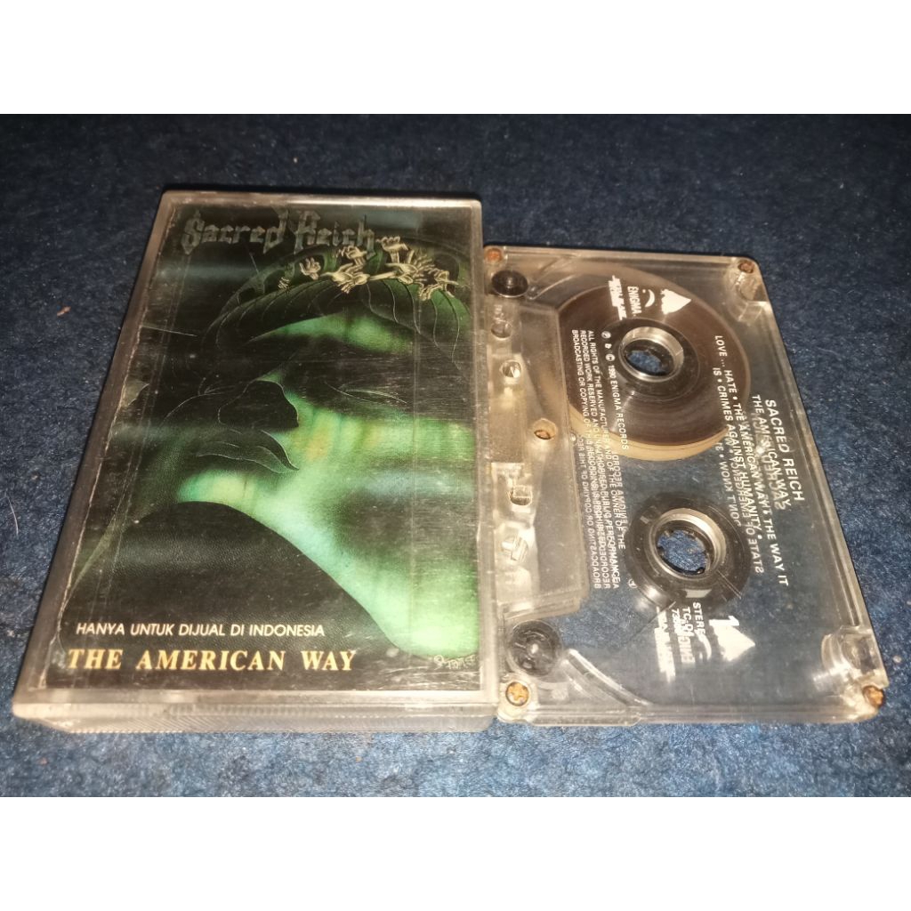 Kaset SACRED REICH - The American Way