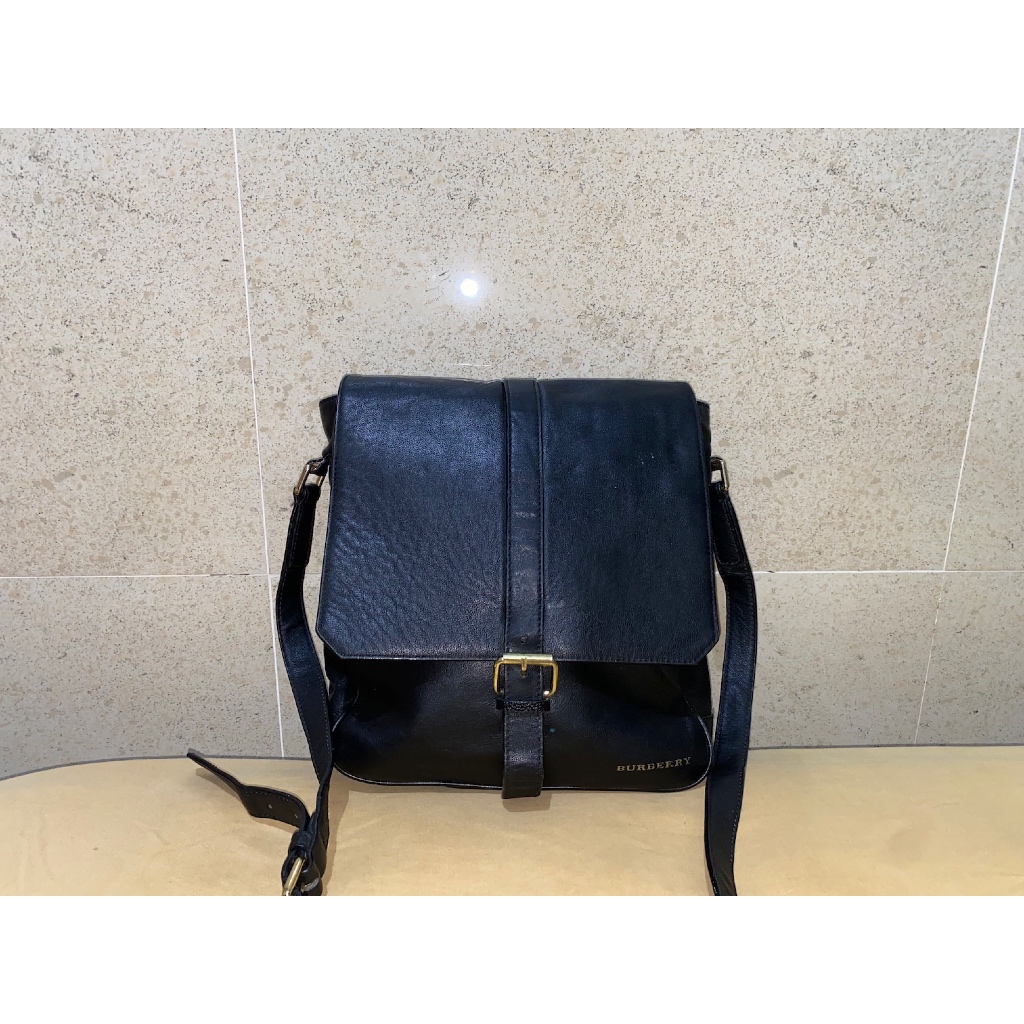 tas sling bag slempang pria cowo brand Burberry full kulit leather hitam black