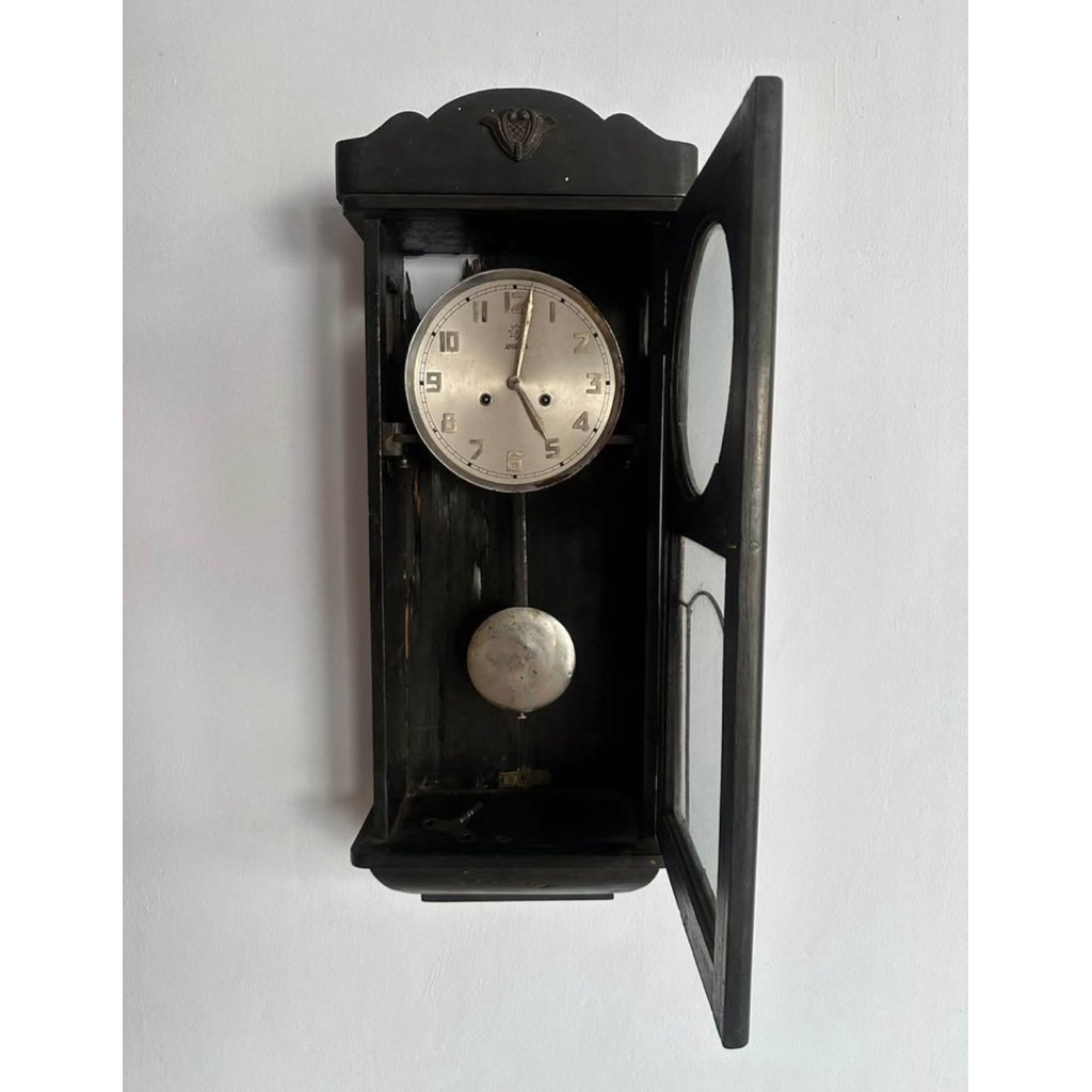 Jam Dinding Junghans Antik
