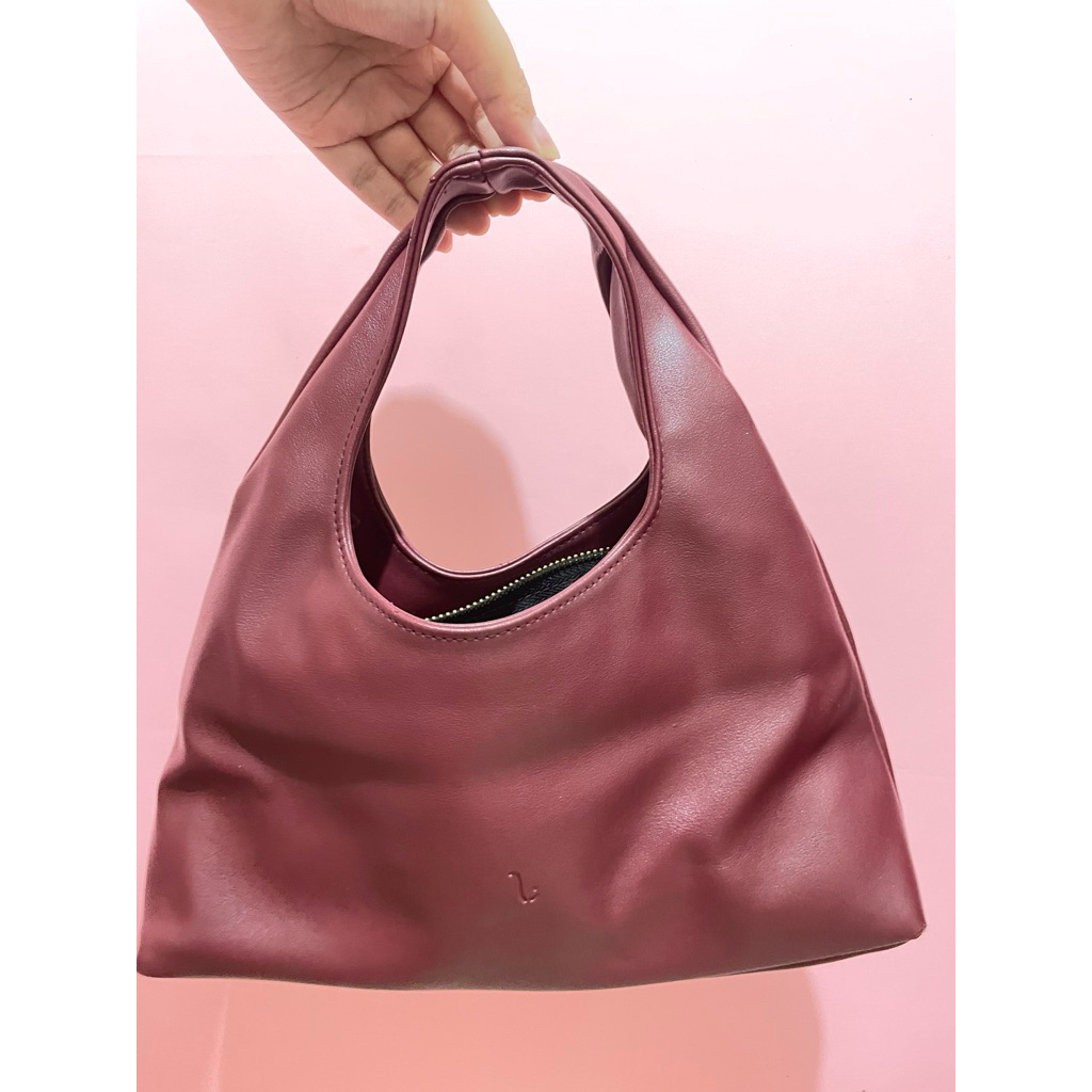 Levaya Bag (Preloved) hand bag