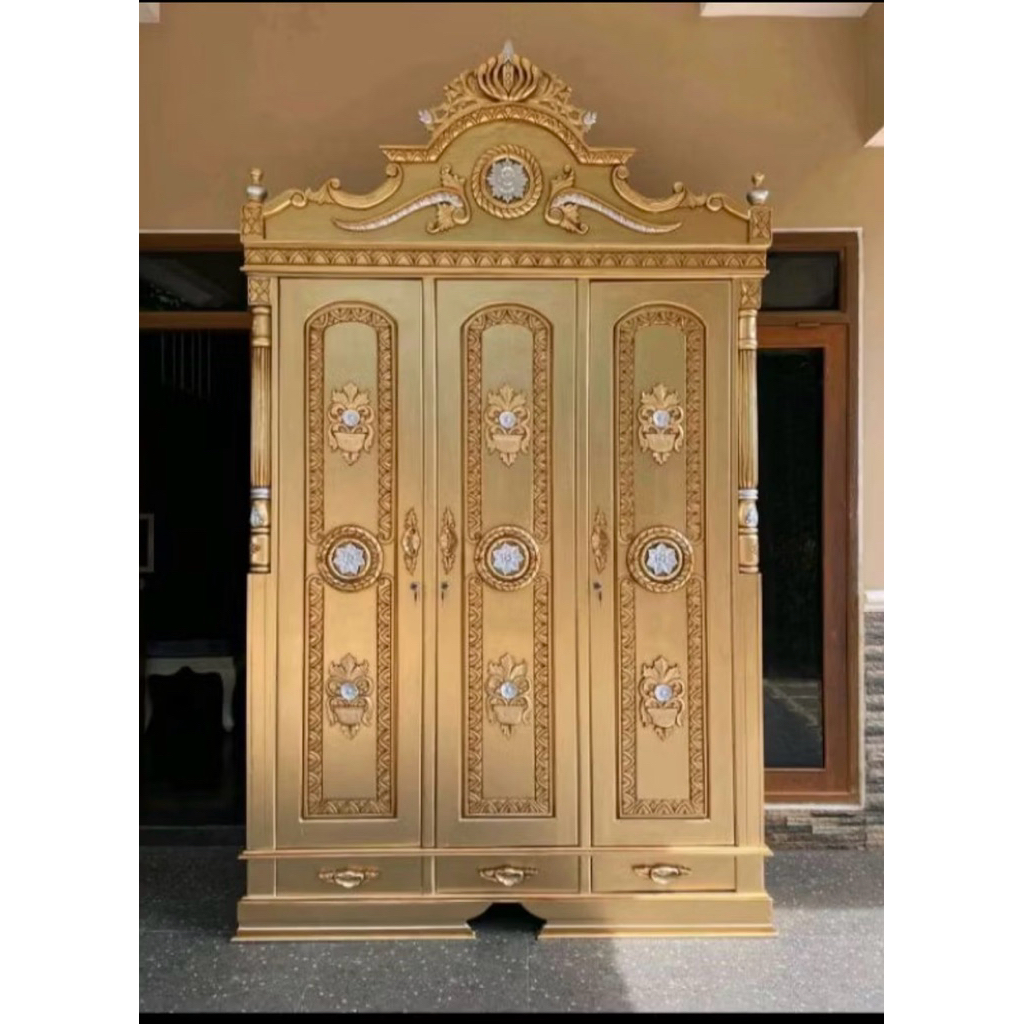almari baju mewah kayu jati emas 3 pintu