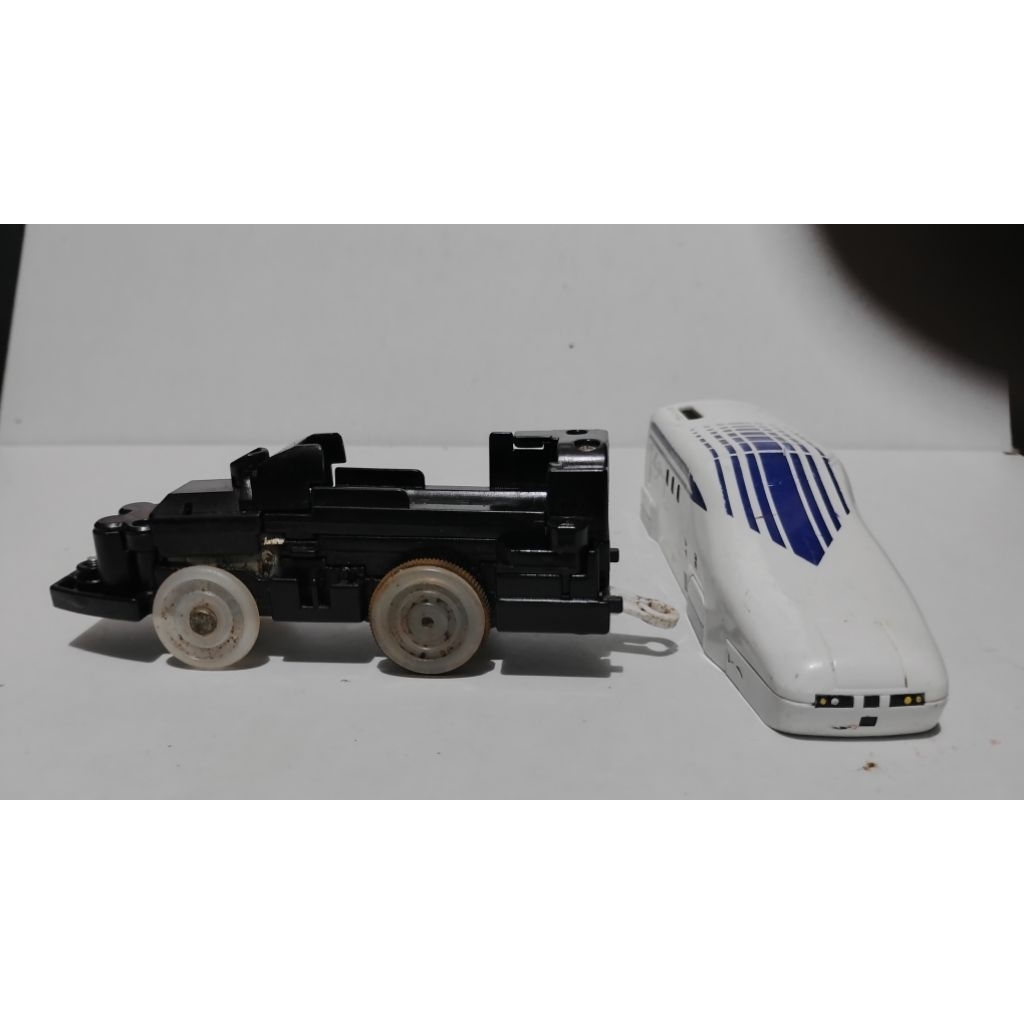 kereta takara Tomy plarail sc maglev Lo series go and back elektrik off sound off ori tomy
