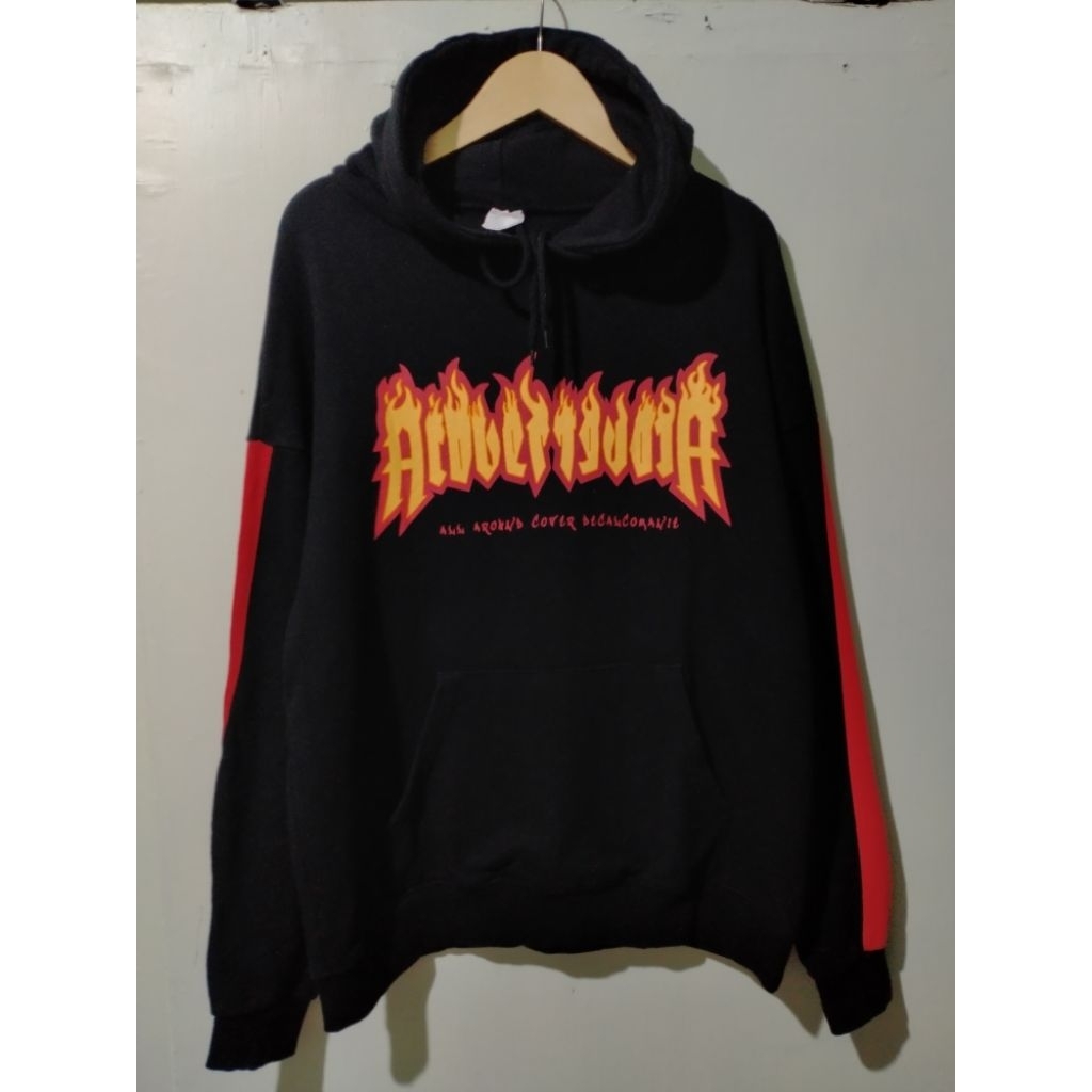 Acover Flame Tapped Out of Control Pernah Dipakai Hoodie
