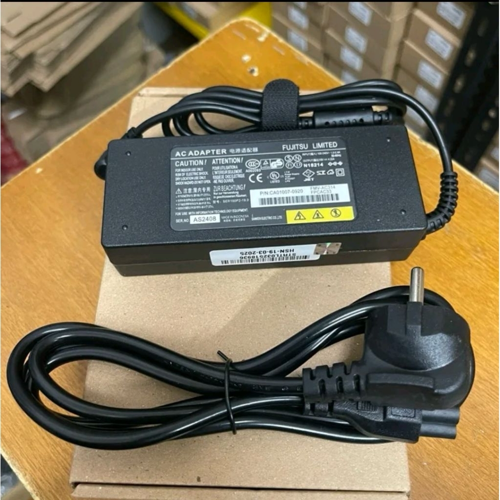 Adaptor Charger Laptop Fujitsu Lifebook ADP-80N AH531 AH550 B6220 AH532 AH530 AH522 19V 4.22A 80W