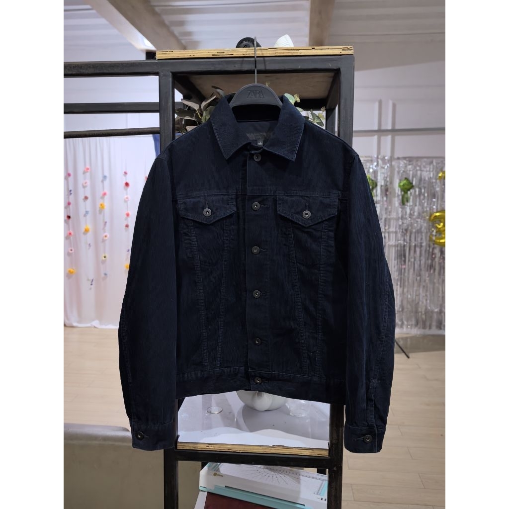 jaket uniqlo trucker corduroy