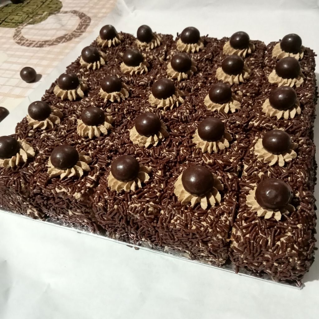 SPONGECAKE MOCCA/BOLU POTONG MOCCA/BOLU JADUL MOCCA