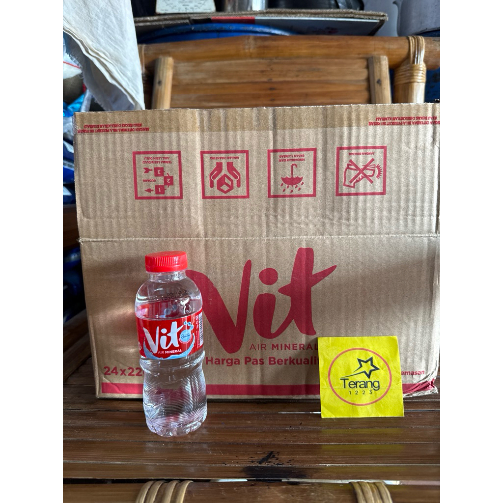 Vit Air Mineral 220 ml 1 Dus isi 24