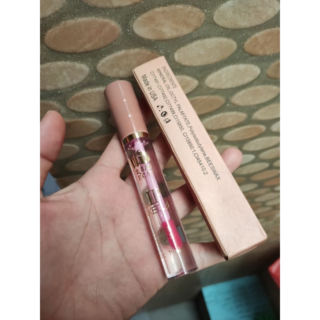 lipgloss naked5 Urban decay lip naked 5 lipgloss NAKED 5 NAKED5 lipbalm naked5 made in USA / LIP NAK