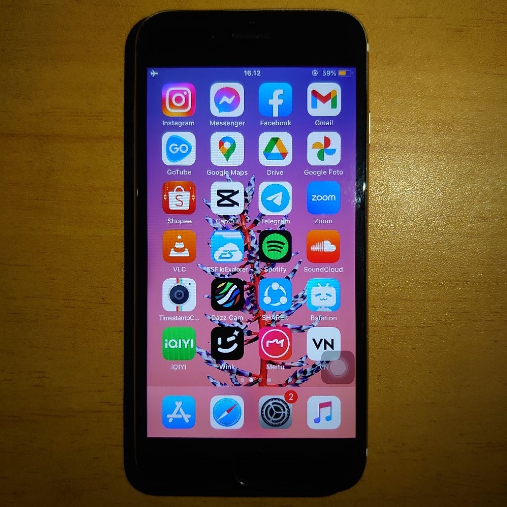 handphone iphone 6 32gb gold wifi only 7s