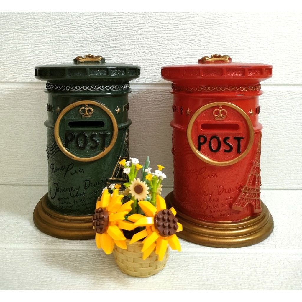 Celengan/saving box