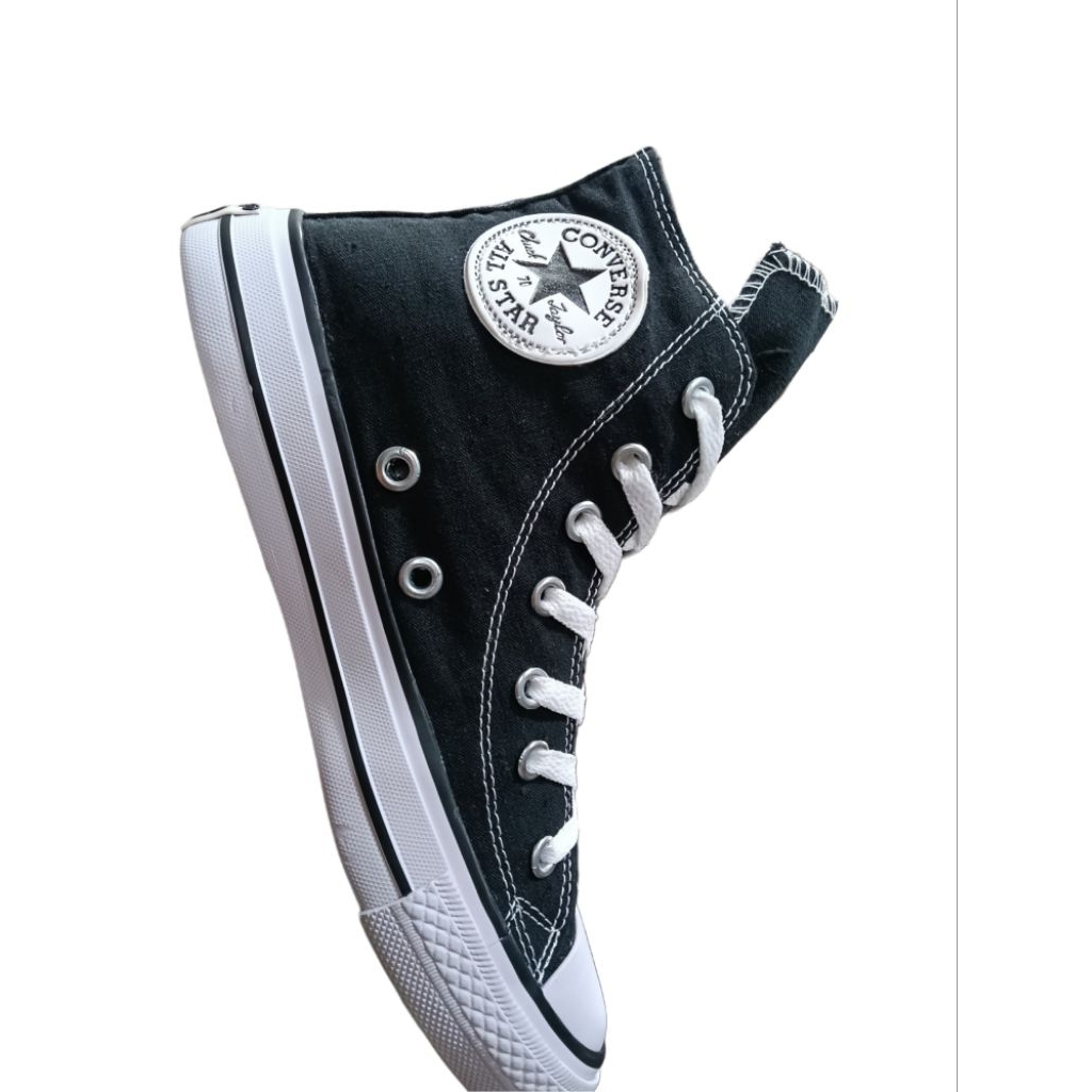 Converse all Star hitam putih tinggi & polos Hitam. untuk sekolah , kerja dan kuliah