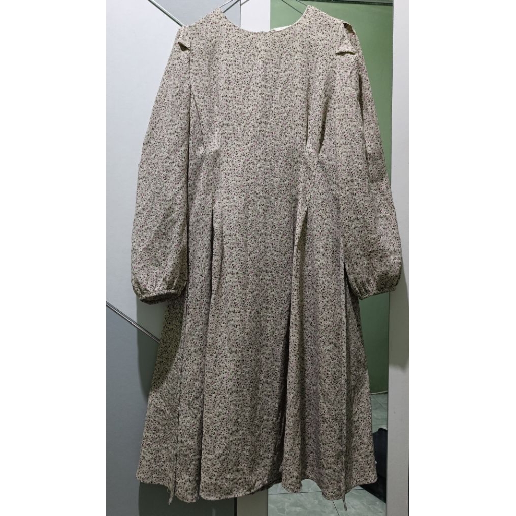 Midi Dress Tunik Bunga Sage / Flower Flare Midi Dress Tunic MIWOWB313B