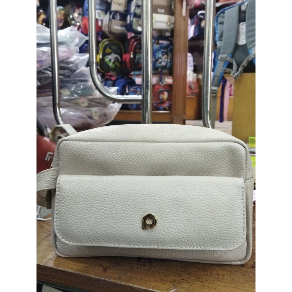D1115 DOMPET CLUTCH PAPILLON
