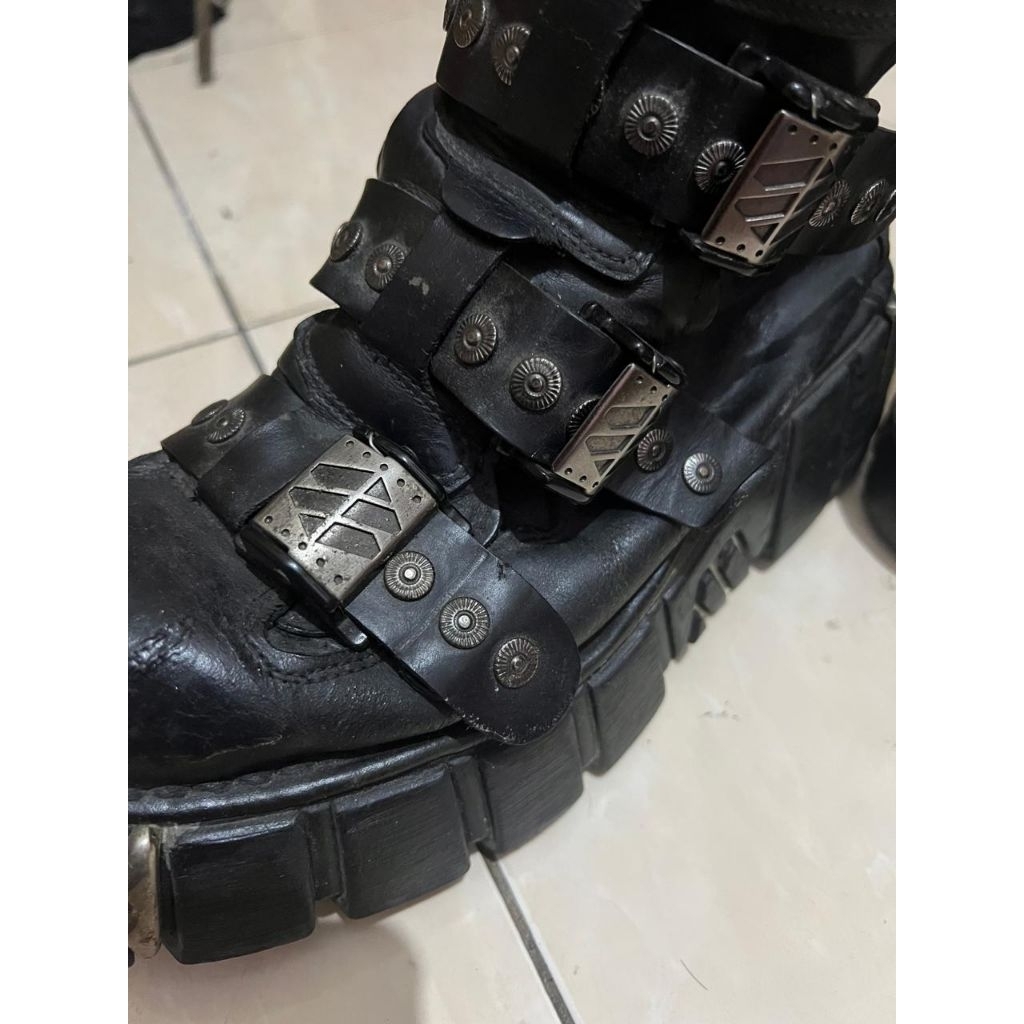 newrock boots original no kw