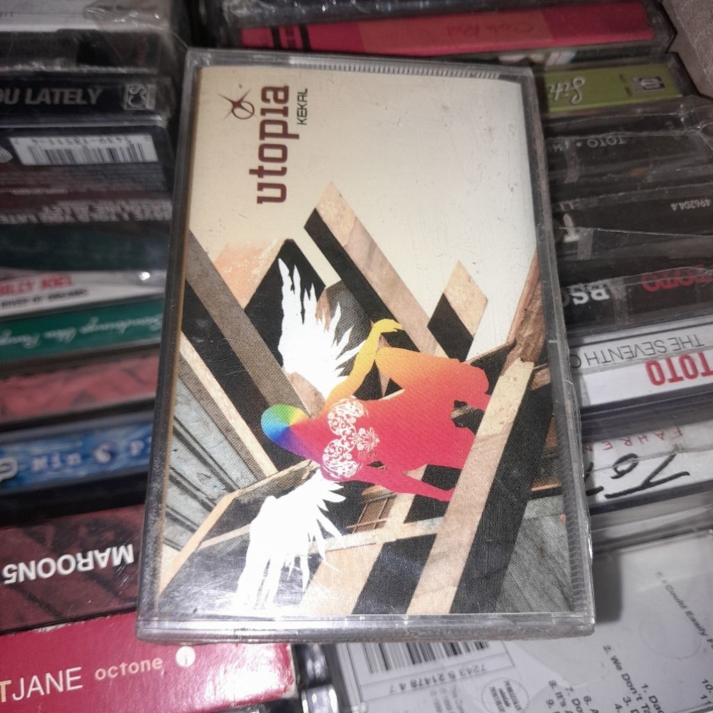kaset pita utopia kekal / segel