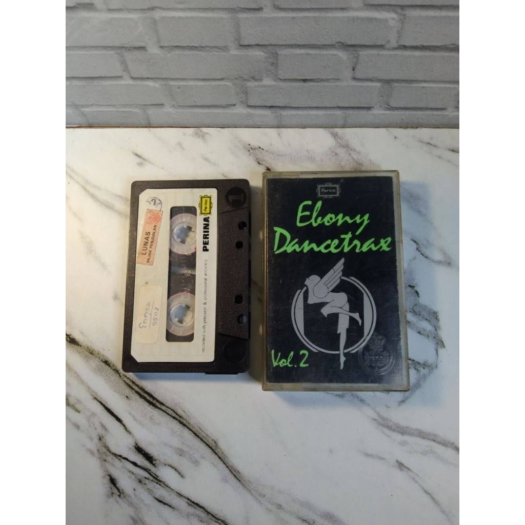 Kaset Pita EBONY DANCETRAX Vol. 2